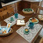 Tra Pirandello E Leopardi B&B