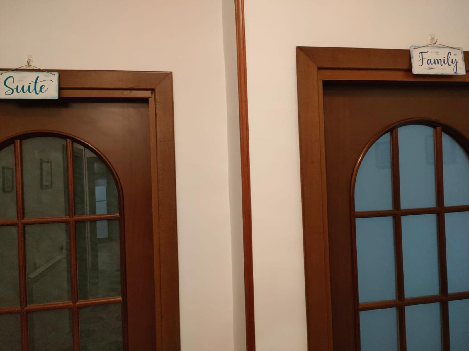 Bed & Breakfast Tra Pirandello E Leopardi Napoli