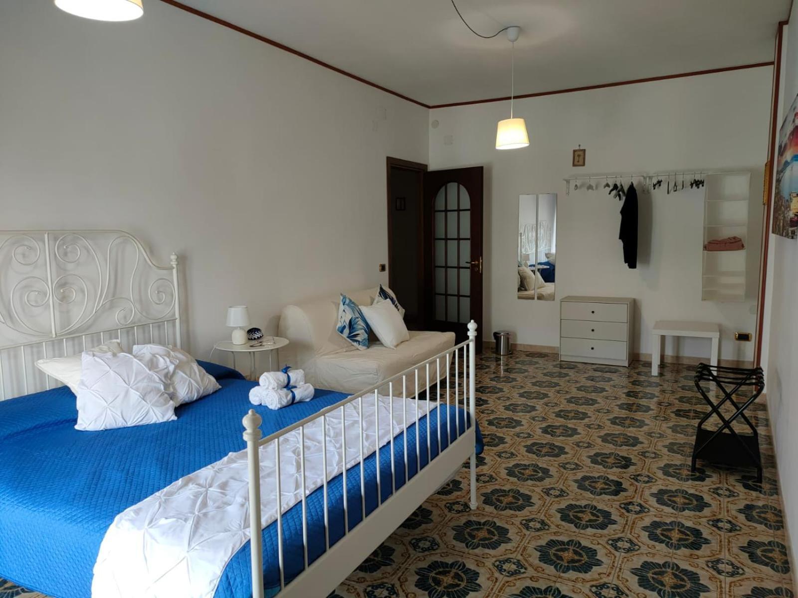 Bed & Breakfast Tra Pirandello E Leopardi