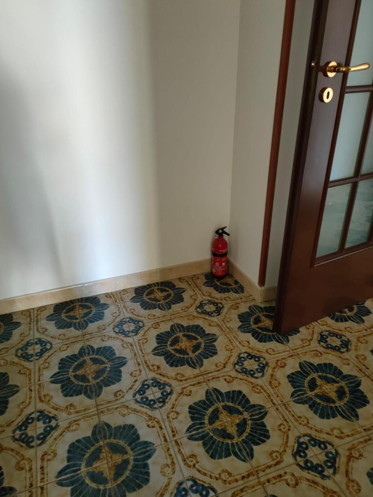 Bed & Breakfast Tra Pirandello E Leopardi Napoli